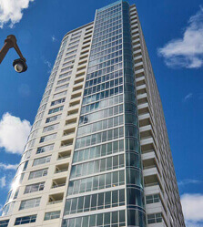 The Moderne building from below